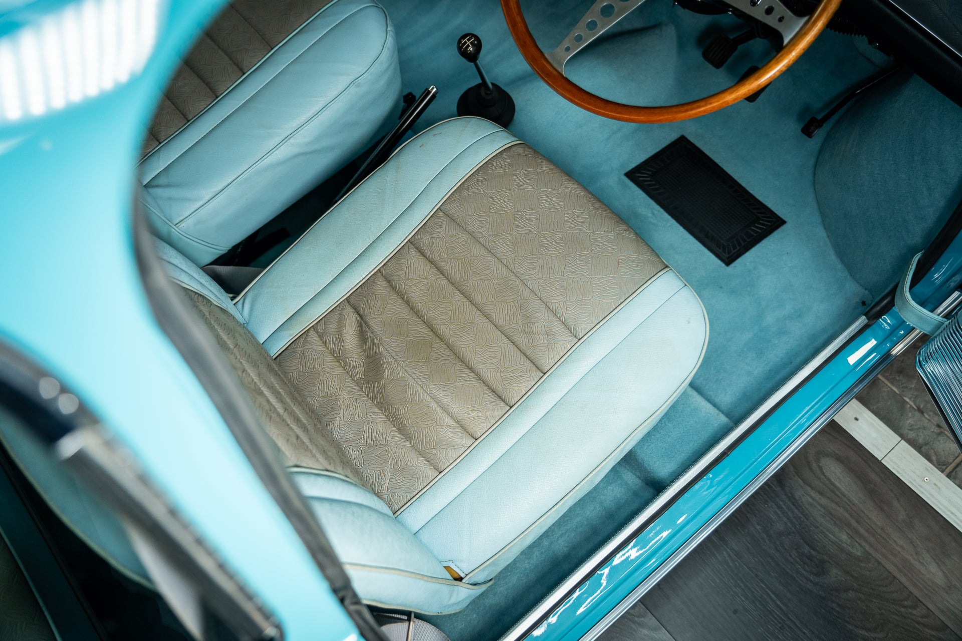 1965 MK-1 AUSTIN MINI COOPER 'S' SURF BLUE OVER OLD ENGLISH