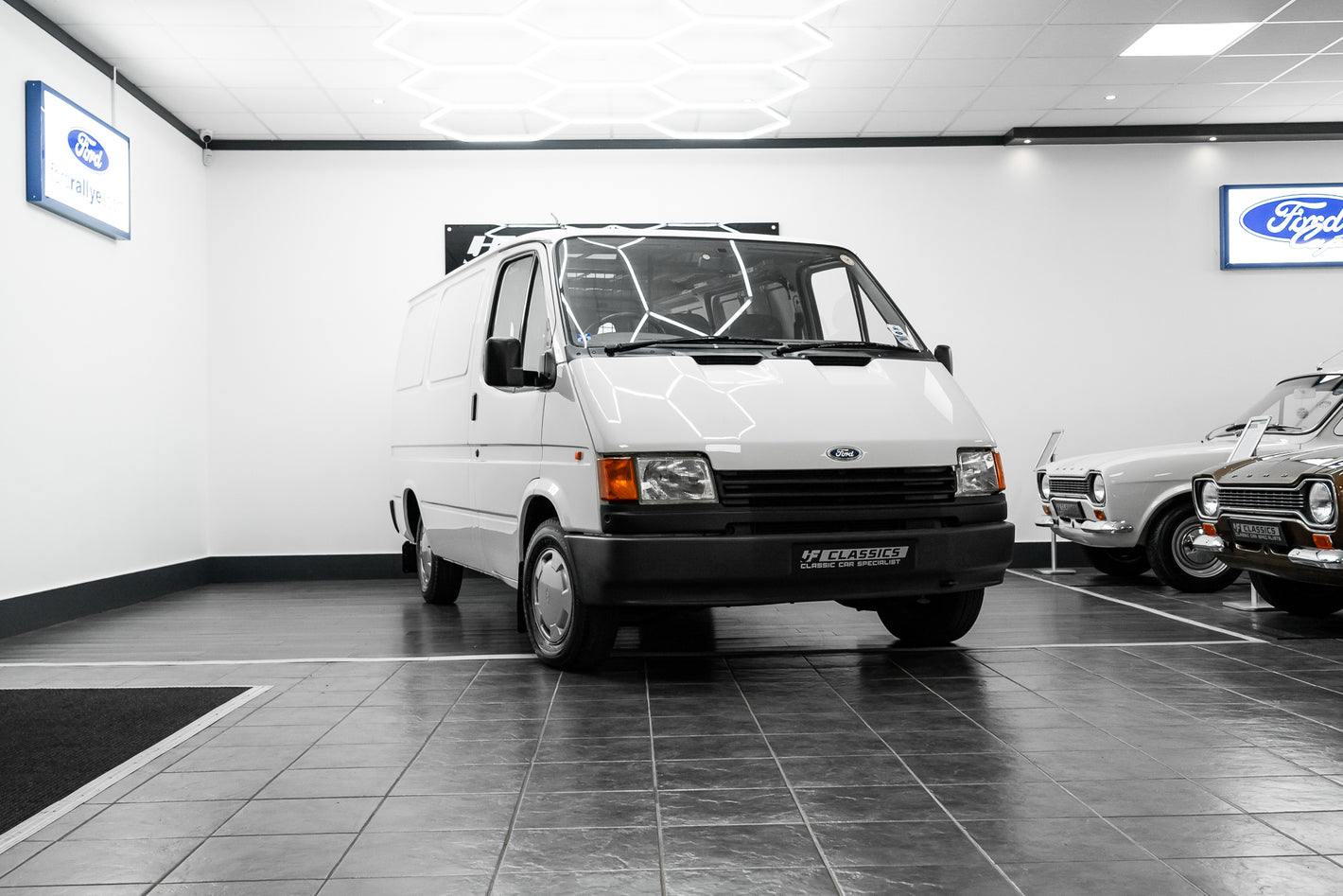 1991 MK-3 Ford 1.6 Petrol Transit Van Short Wheel Base Diamond White