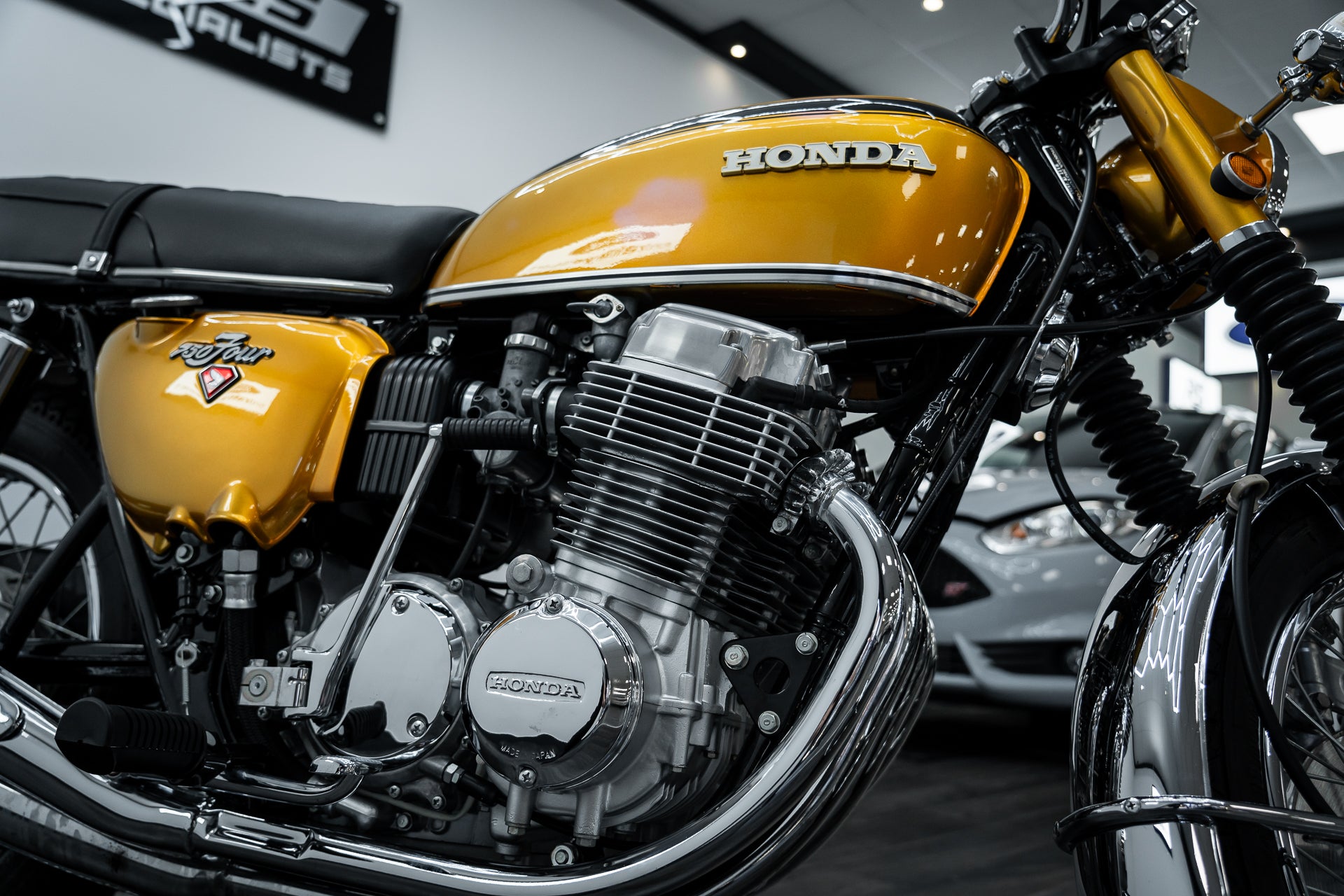 1971 HONDA CB750 FOUR K1 CLASSIC MOTORCYCLE IN CANDY GOLD