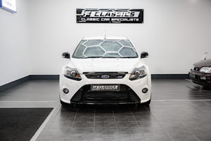 2010 FORD RS FOCUS FROZEN WHITE 'SUPER HATCH'