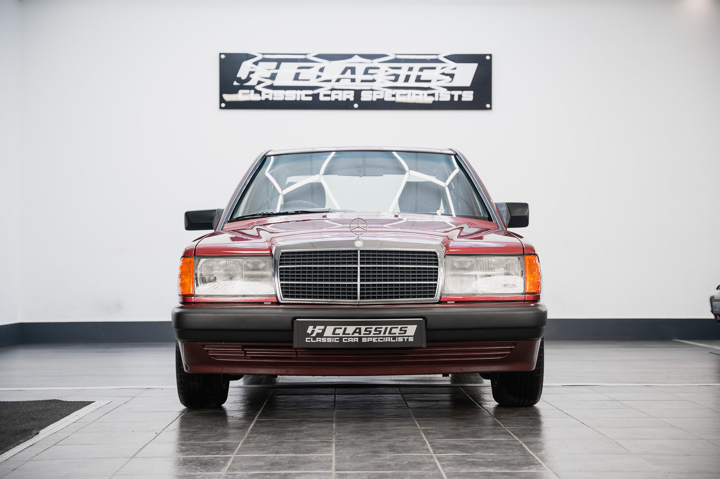 1993 MERCEDES-BENZ W201 190E ALMANDINE RED METALLIC 'ONLY 36092-mls'