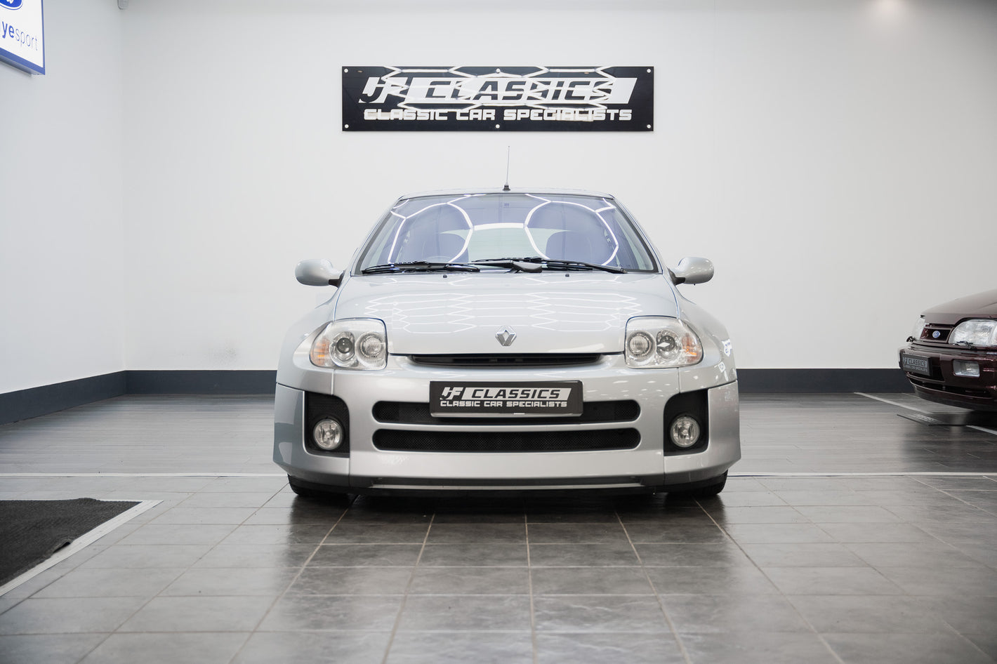 2002 RENAULT CLIO SPORT V6 (230)PHASE-1, ONLY 31615-miles