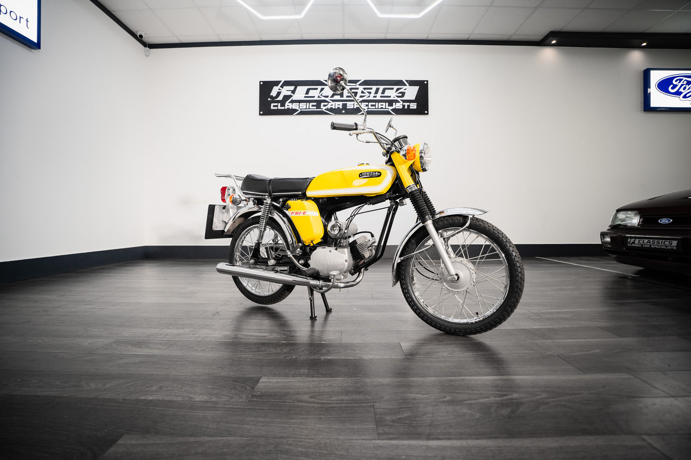 YAMAHA YB-1 49cc(FS1-E)1997 YELLOW CLASSIC MOPED