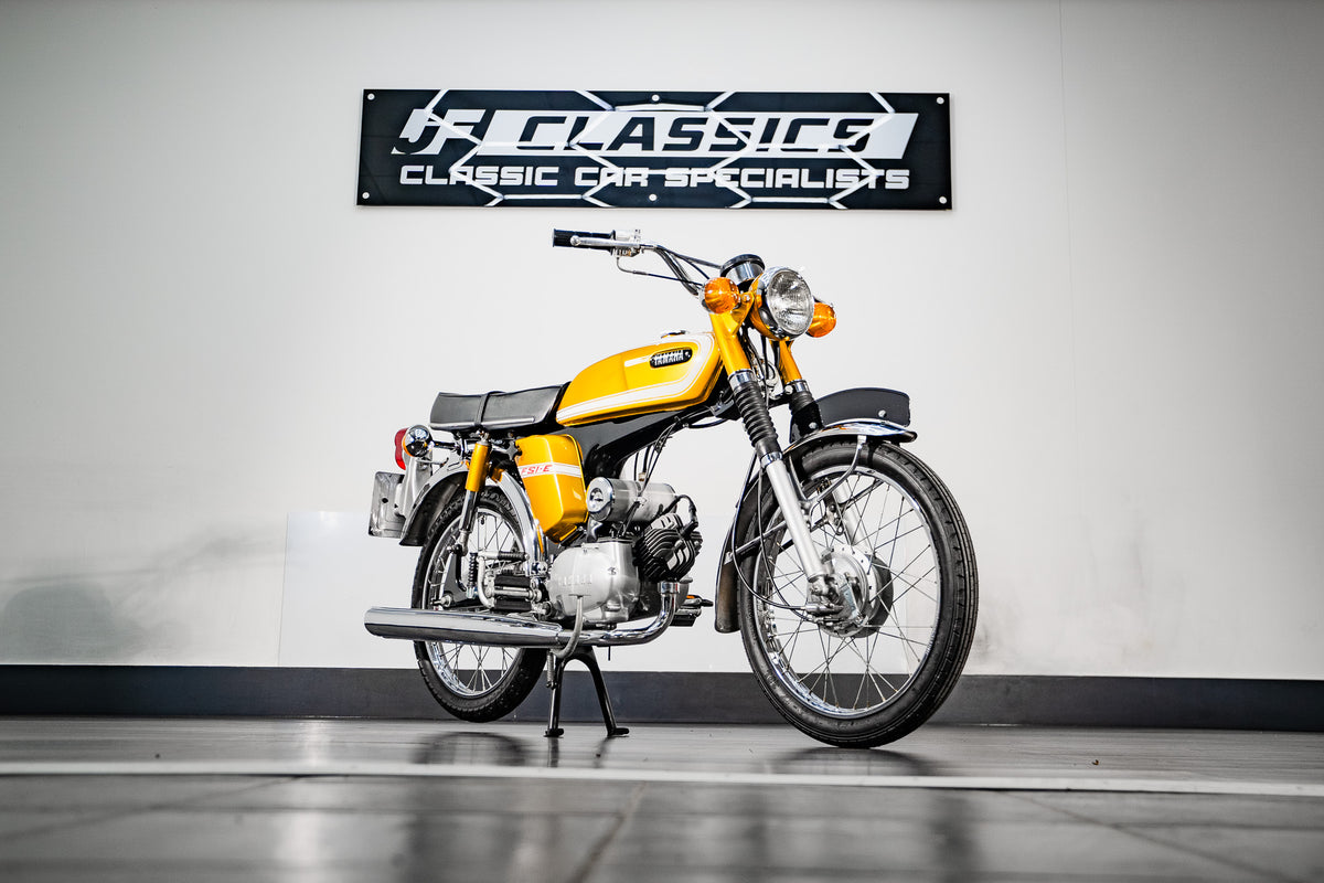 YAMAHA FS1-E CANDY ORANGE 1974 CLASSIC 49cc MOPED
